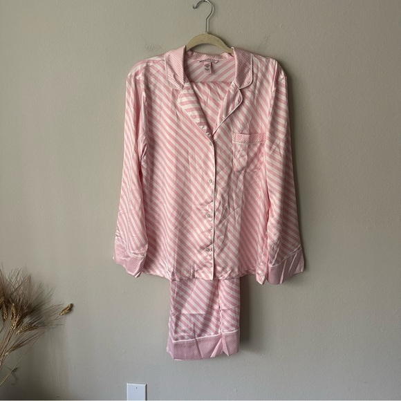 Victoria’s Secret Classic Satin Afterhours Pink Stripe Satin Pajama Set silky XS - Picture 4 of 15